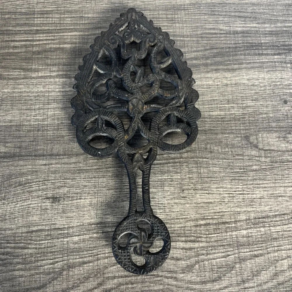 Vintage 1948 J.Z.H Cast Iron Trivet Spade Shaped Iron Rest Rustic Wall Decor